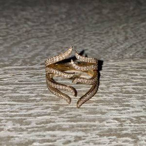 14K yellow gold 0.61 carat diamond ring